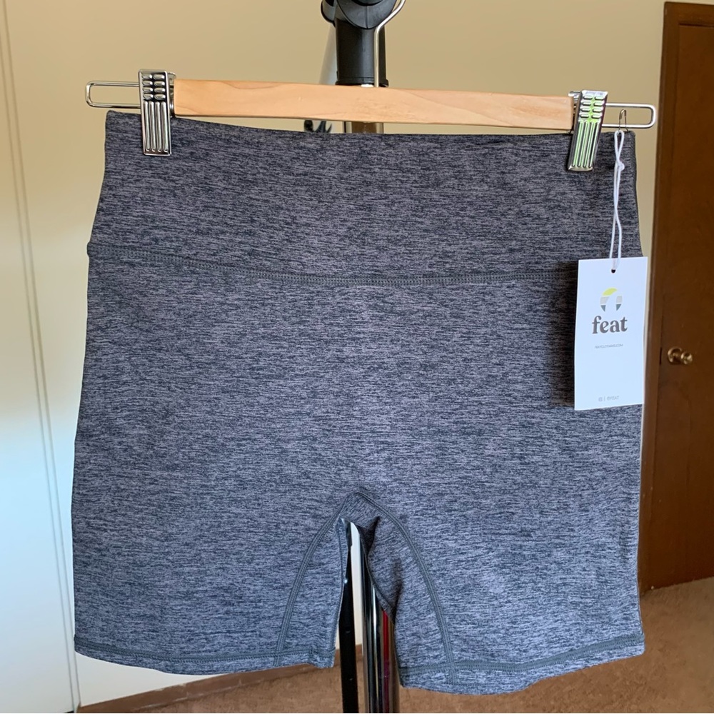 Feat Bike Shorts NWT Small